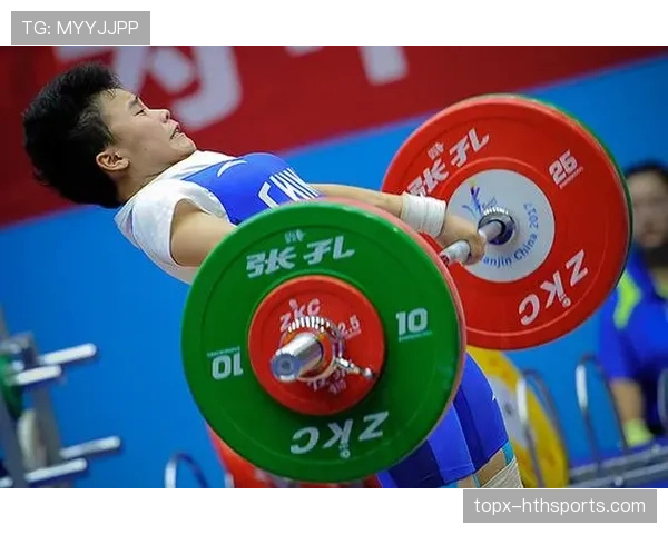 侯志慧健身房自拍堆满柜子，普通妹子简直没法比！