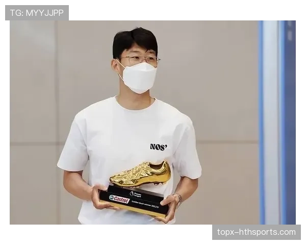 孙兴慜机场拎两只名牌包，我的三个月工资可能躲在其中一只