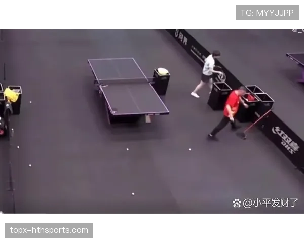 马琳这训练完直接干三碗米饭,自律人设是假的吧? 马琳这训练完直接干三碗米饭,自律人设是假的吧?